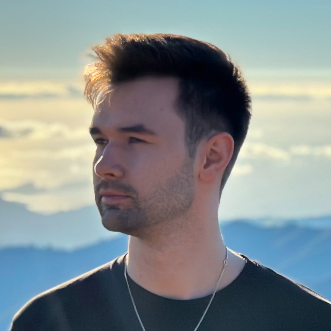 Jarek Avi
